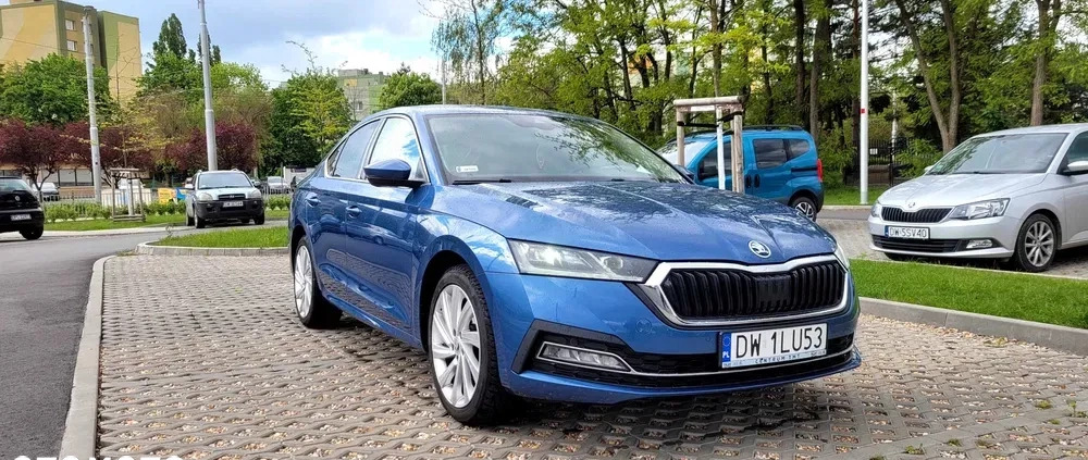 Skoda Octavia cena 96500 przebieg: 60000, rok produkcji 2021 z Wrocław małe 67